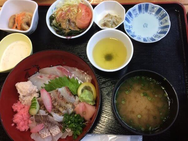 真鯛ちらし丼