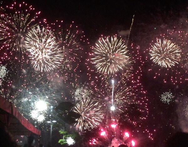 スーパー大火勢の花火