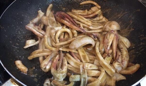 簡単 男のアテ料理 イカのワタ焼き が酒の肴に最高なのだ